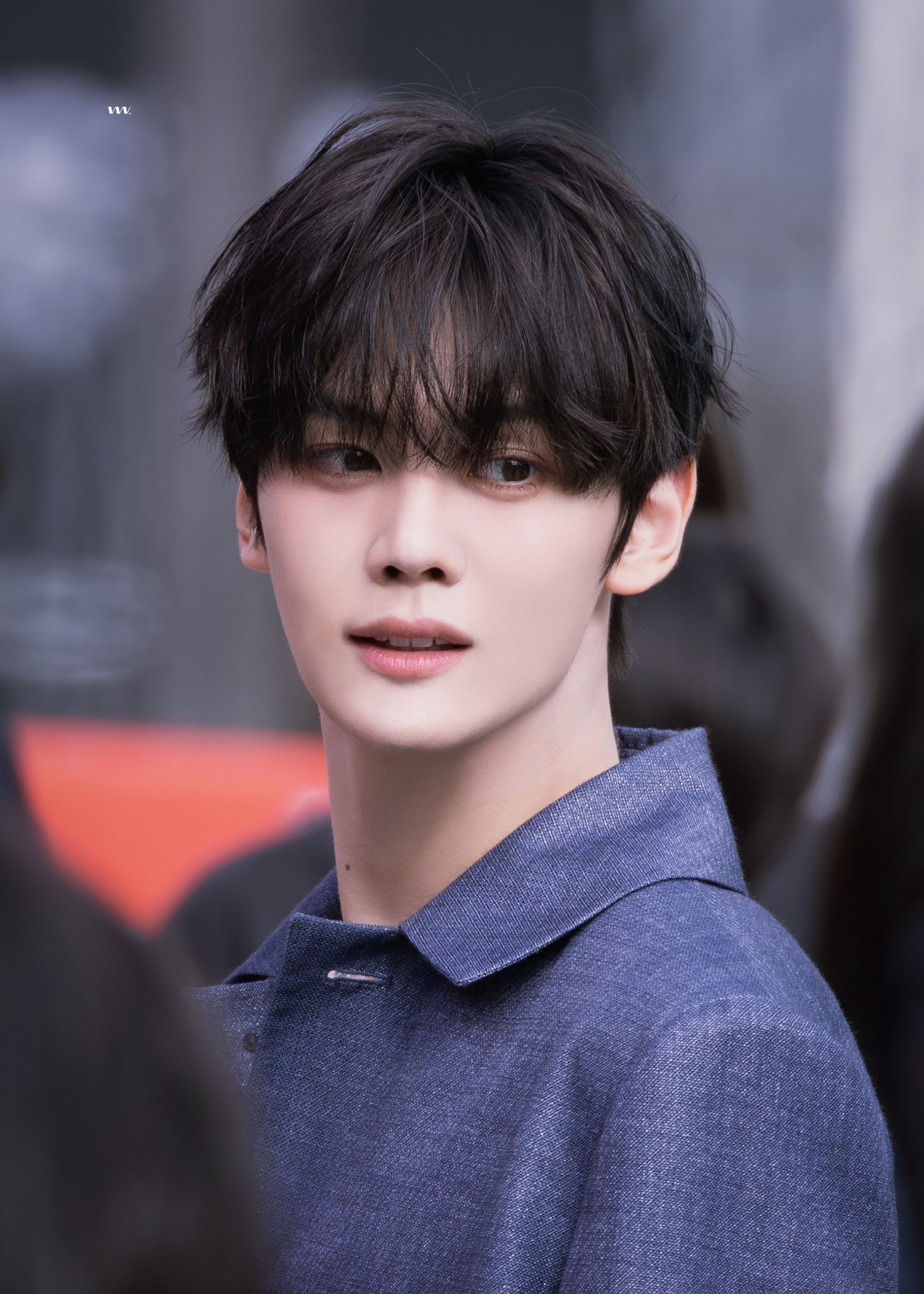 Latest photo of Kim Gyuvin (ZEROBASEONE)