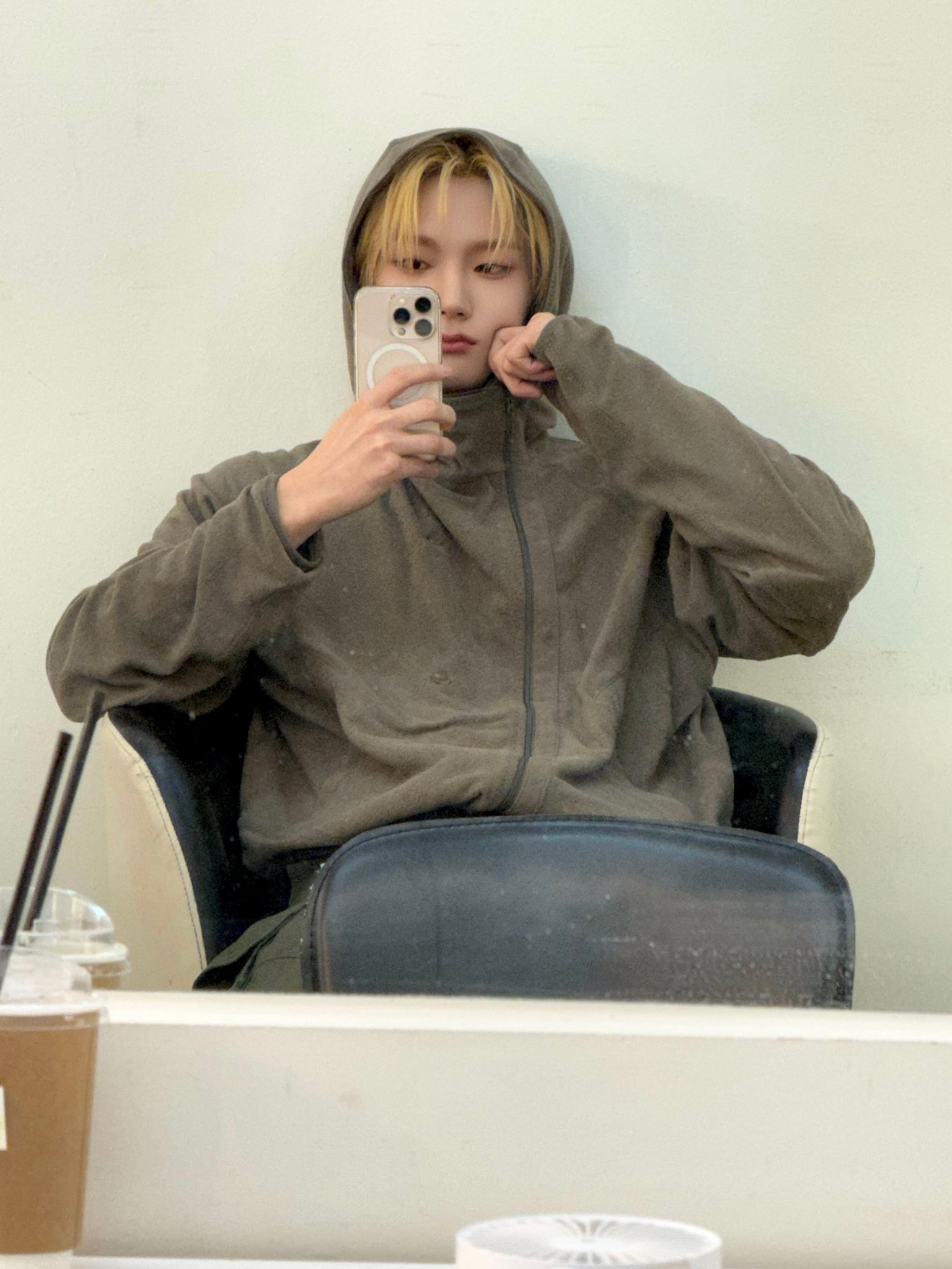 Behind-the-scenes cut of Sungho (BOYNEXTDOOR)