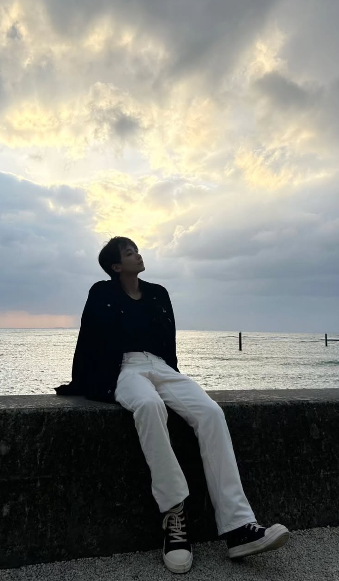 Fandom-recommended wallpaper image of Jeonghan (SEVENTEEN)