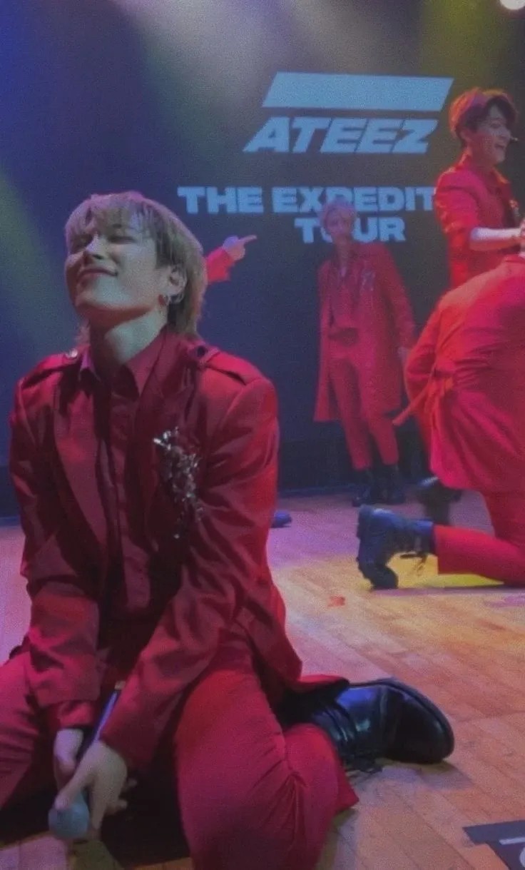 A moment captured by Hongjoong (ATEEZ)'s fan