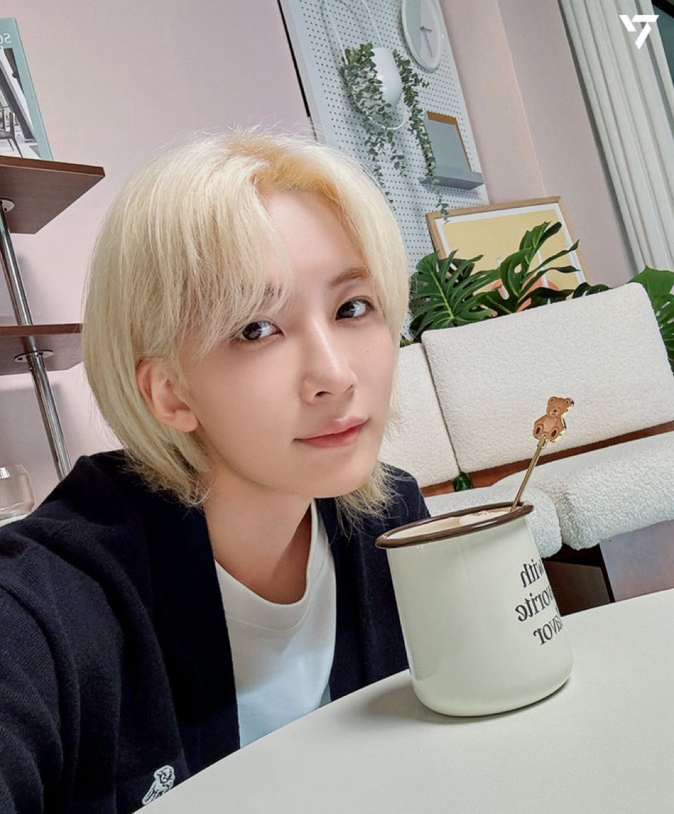 Behind-the-scenes cut of Jeonghan (SEVENTEEN)
