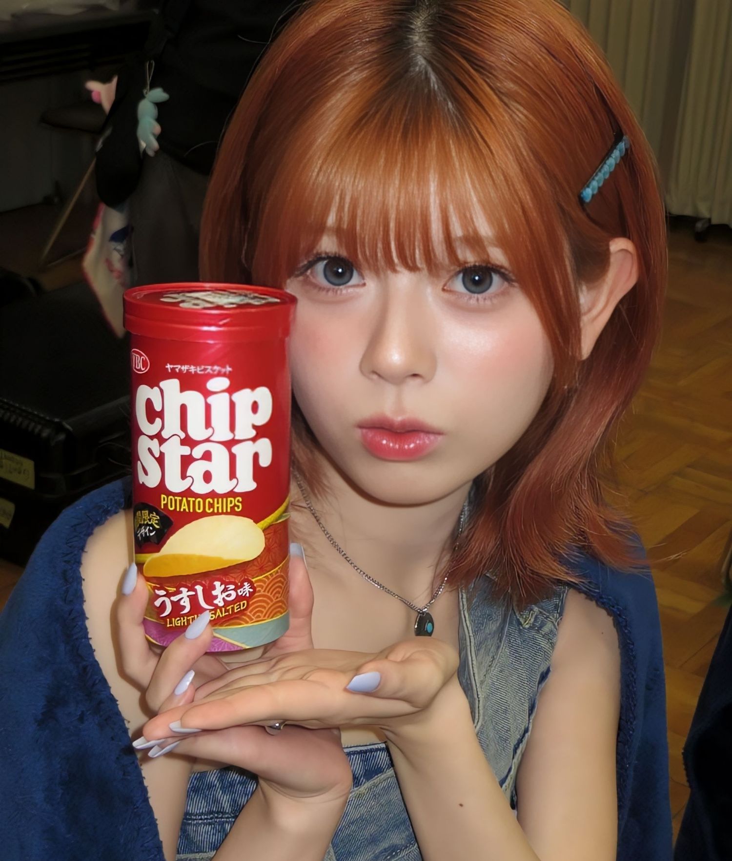 Behind-the-scenes cut of Riku (NiziU)