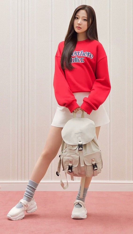 A moment captured by Stella (Hearts2Hearts)'s fan