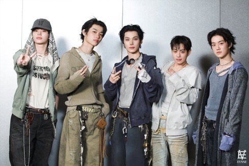 Behind-the-scenes cut of EVNNE