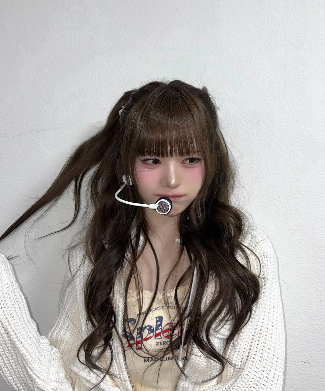 A moment captured by Serina (MADEIN)'s fan