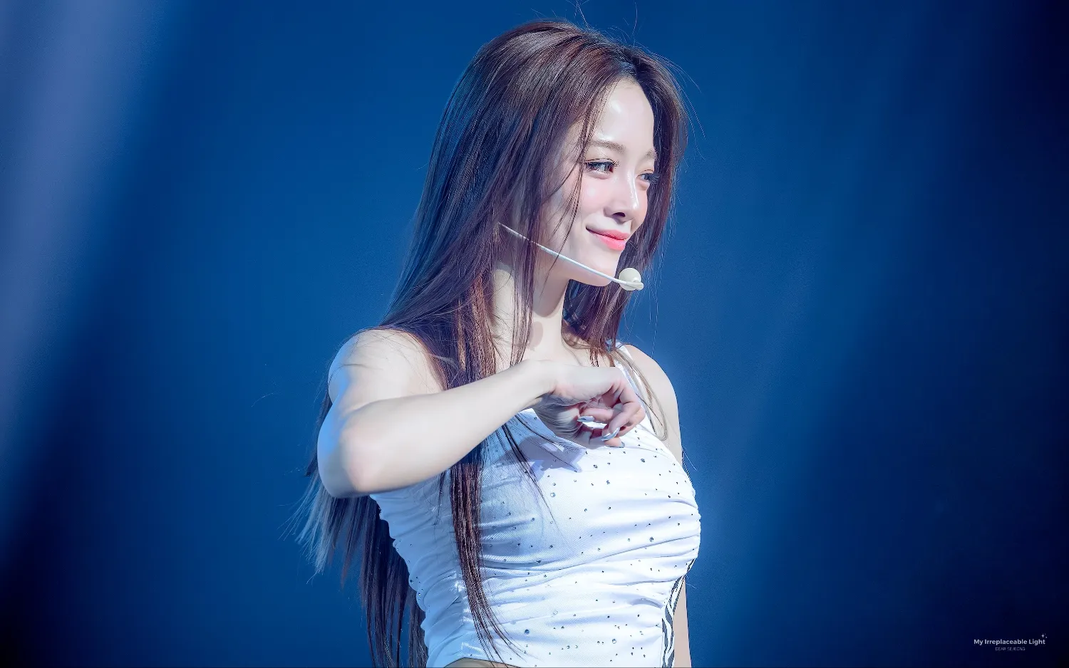 Recent activity shot of Sejeong (I.O.I)