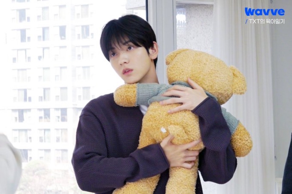 スビン (TOMORROW X TOGETHER)の最新写真