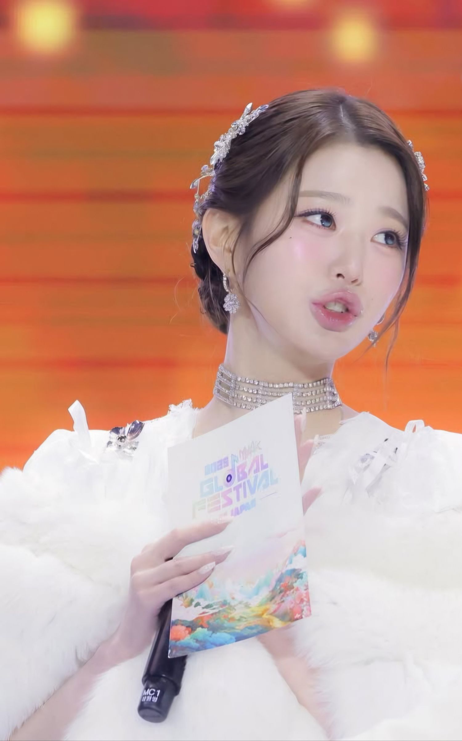 Behind-the-scenes cut of Jang Wonyoung (IVE)