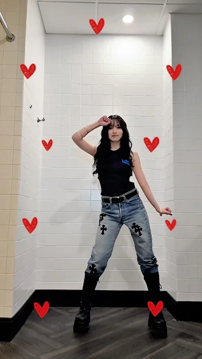 Latest photo of TWICE