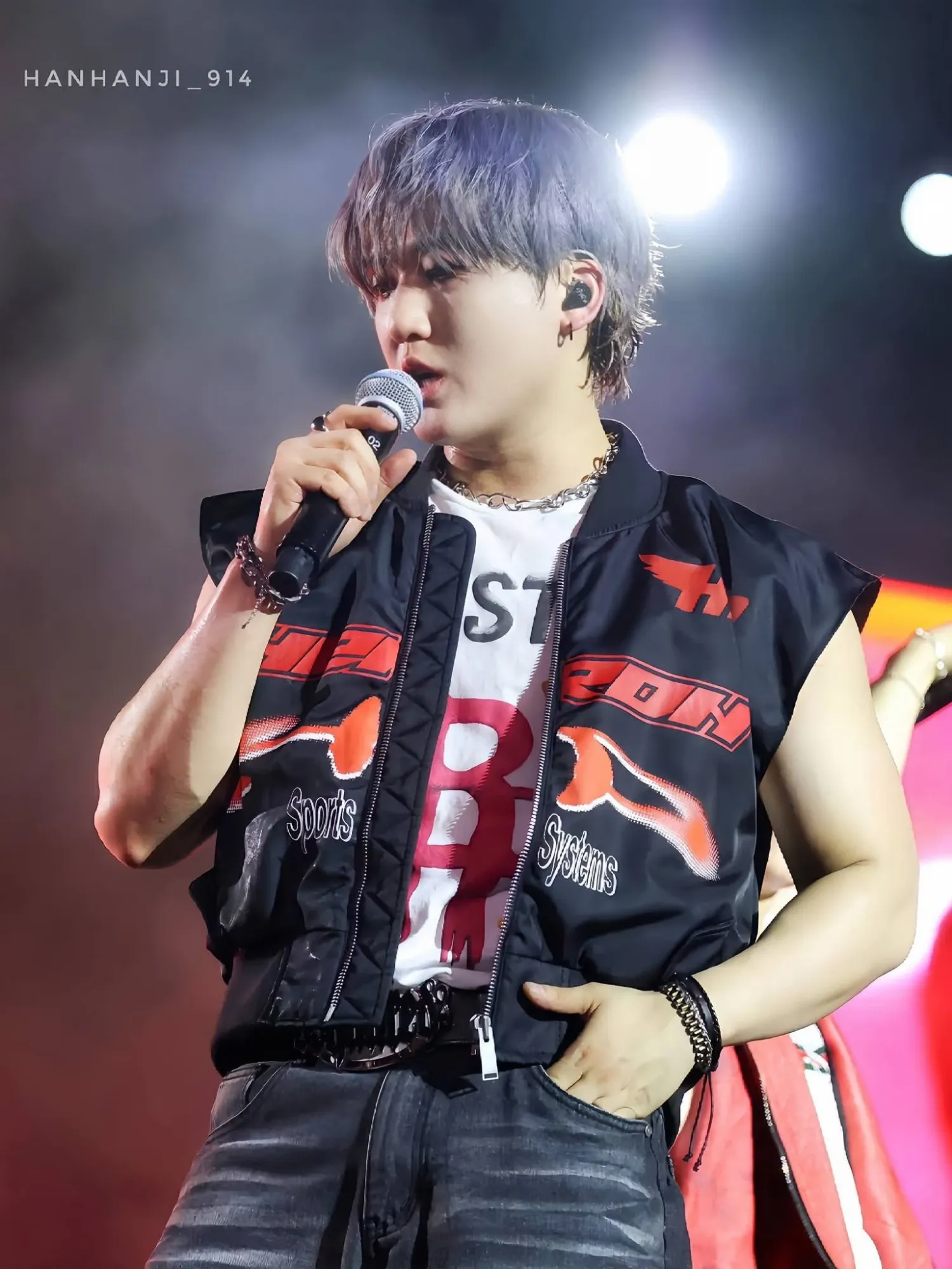 A moment captured by Changbin (Stray Kids)'s fan