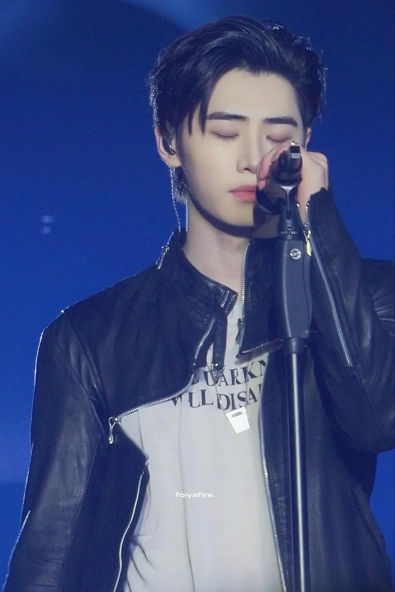 Behind-the-scenes cut of Sunghoon (ENHYPEN)