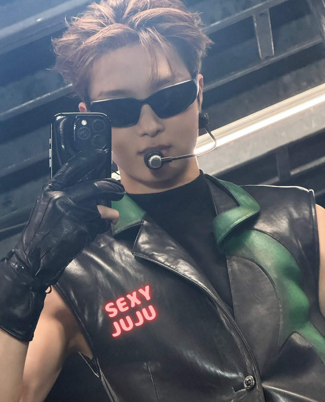 A moment captured by EJ (&TEAM)'s fan