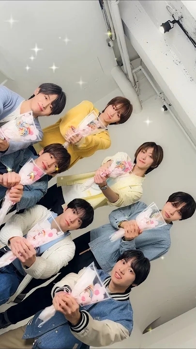 The most beloved wallpaper among IDID's fans