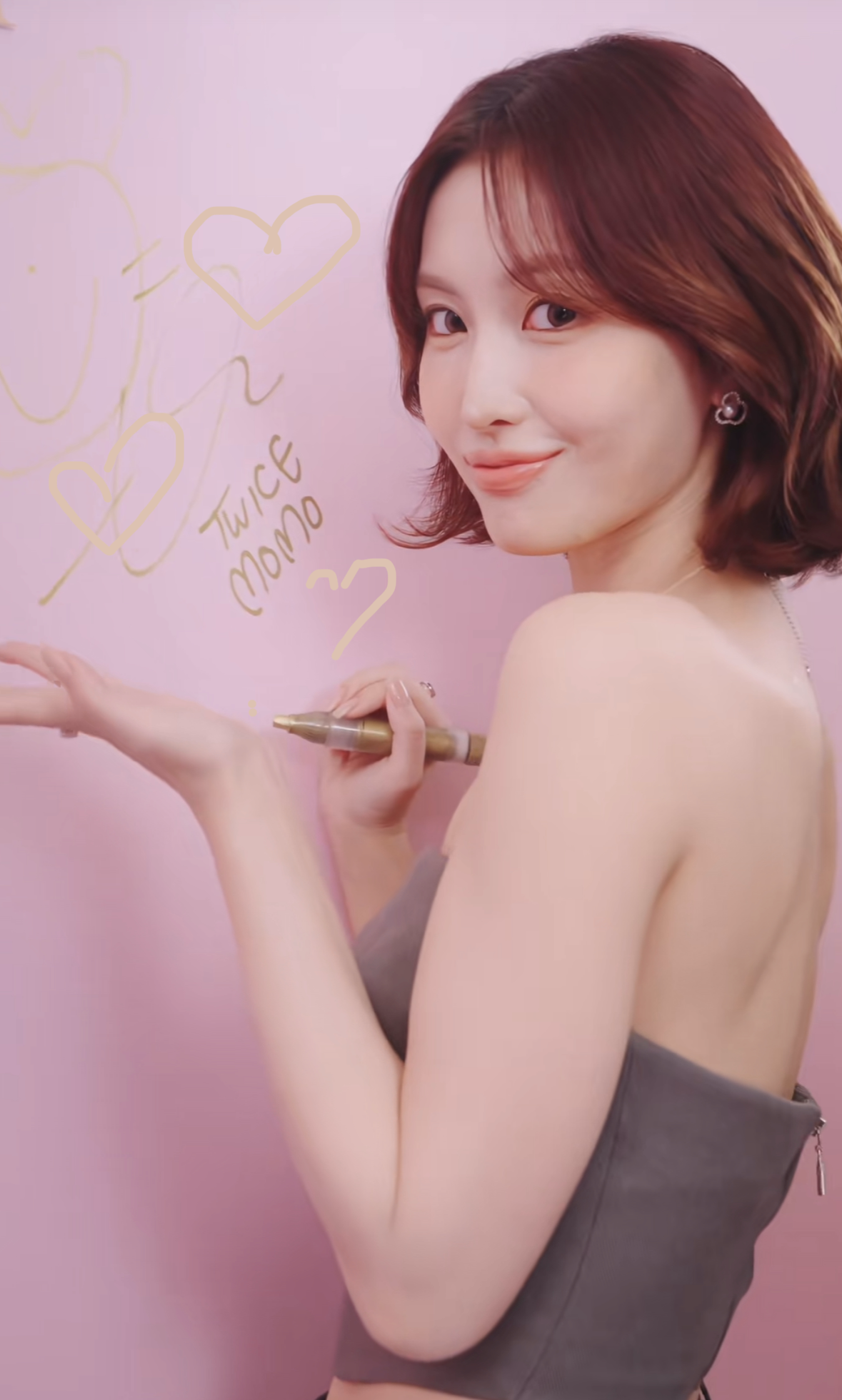 모모 (TWICE) 최근 활동샷