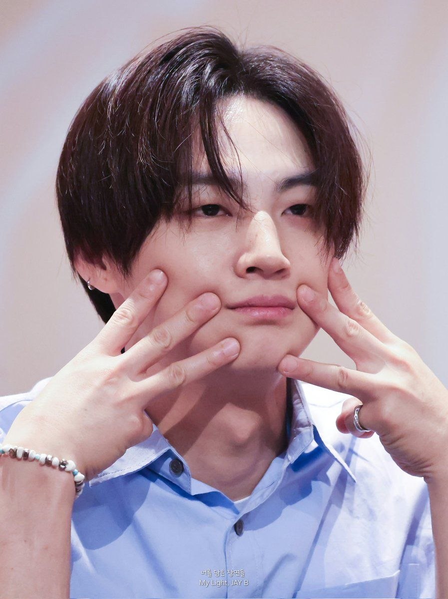 Recent activity shot of JAY B (GOT7)
