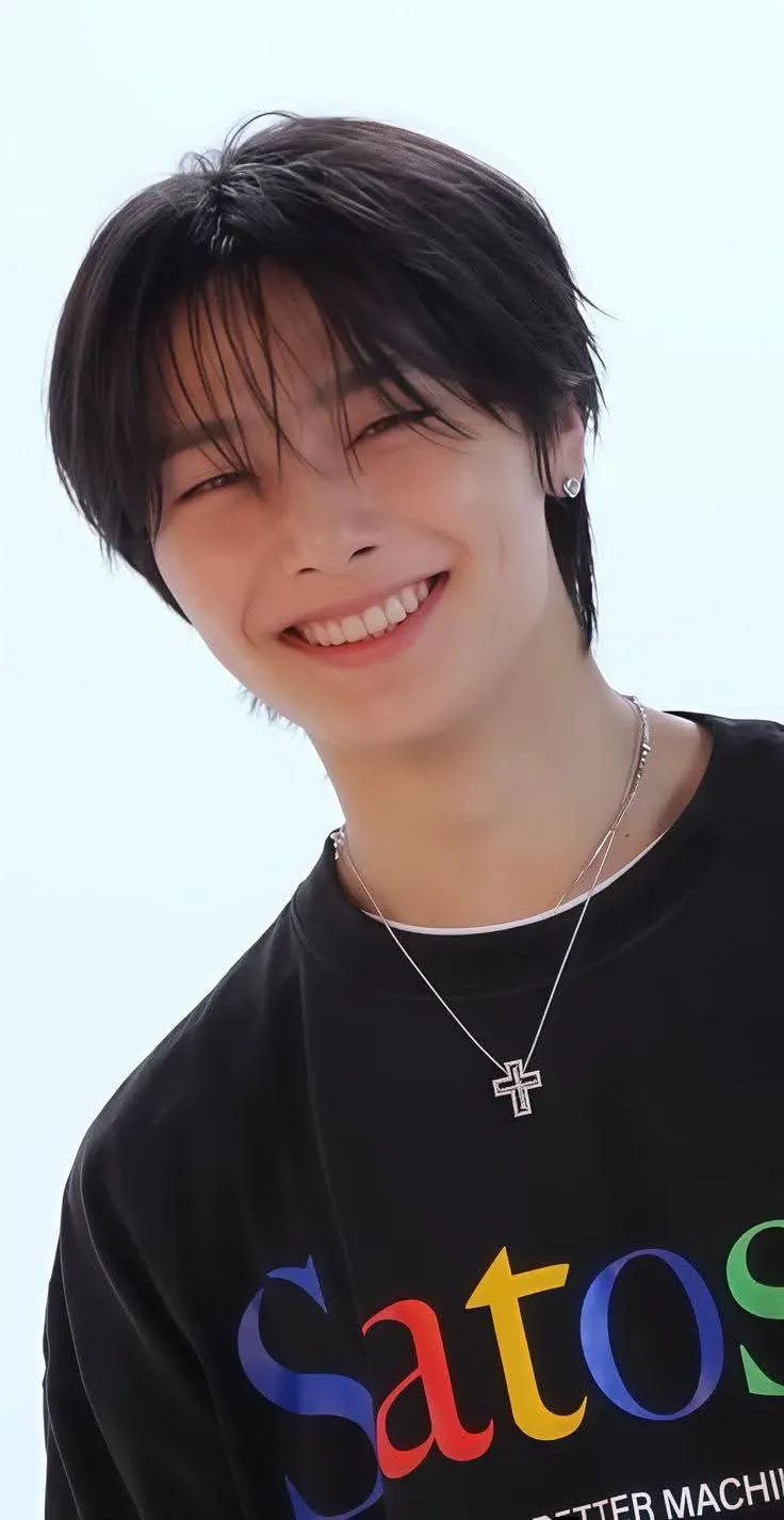Behind-the-scenes cut of I.N (Stray Kids)