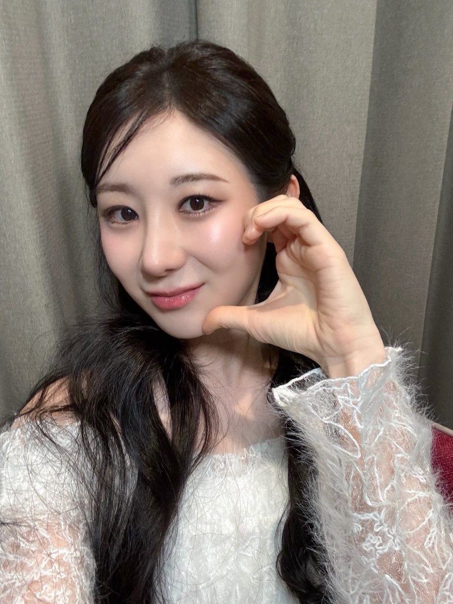 Foto terbaru Lee Chaeyeon