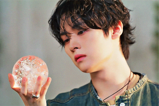 Recent activity shot of Lee Know (Stray Kids)