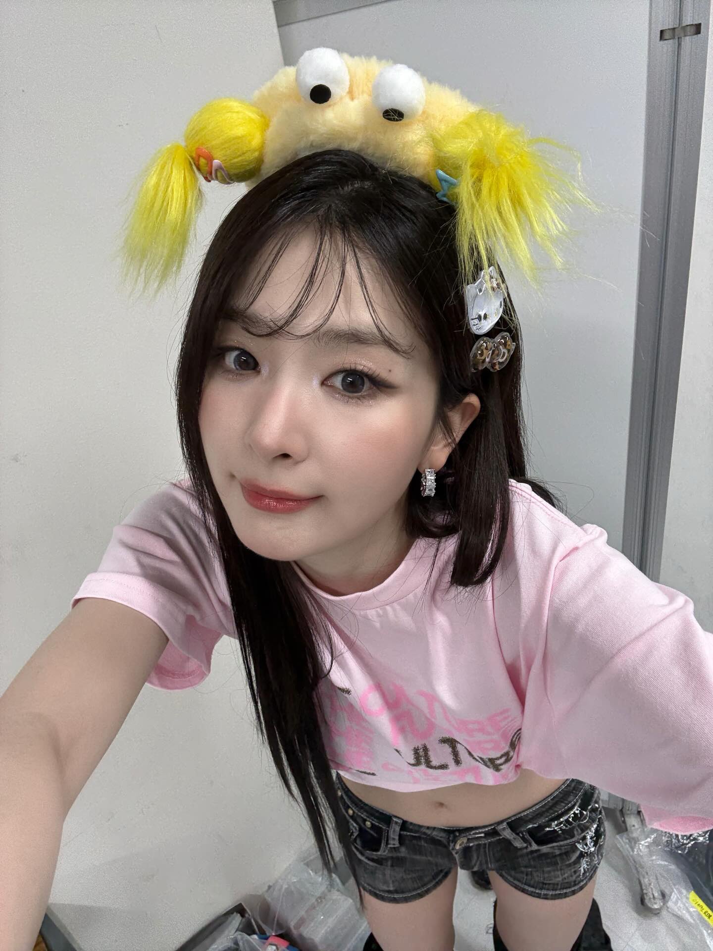 Behind-the-scenes cut of Seulgi (Red Velvet)