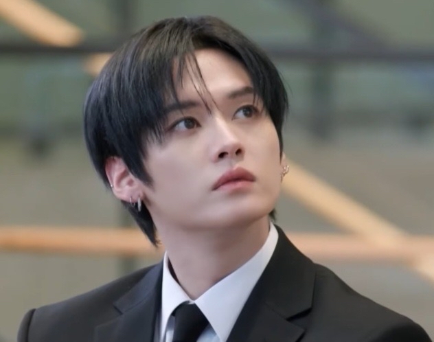 A moment captured by Lee Know (Stray Kids)'s fan