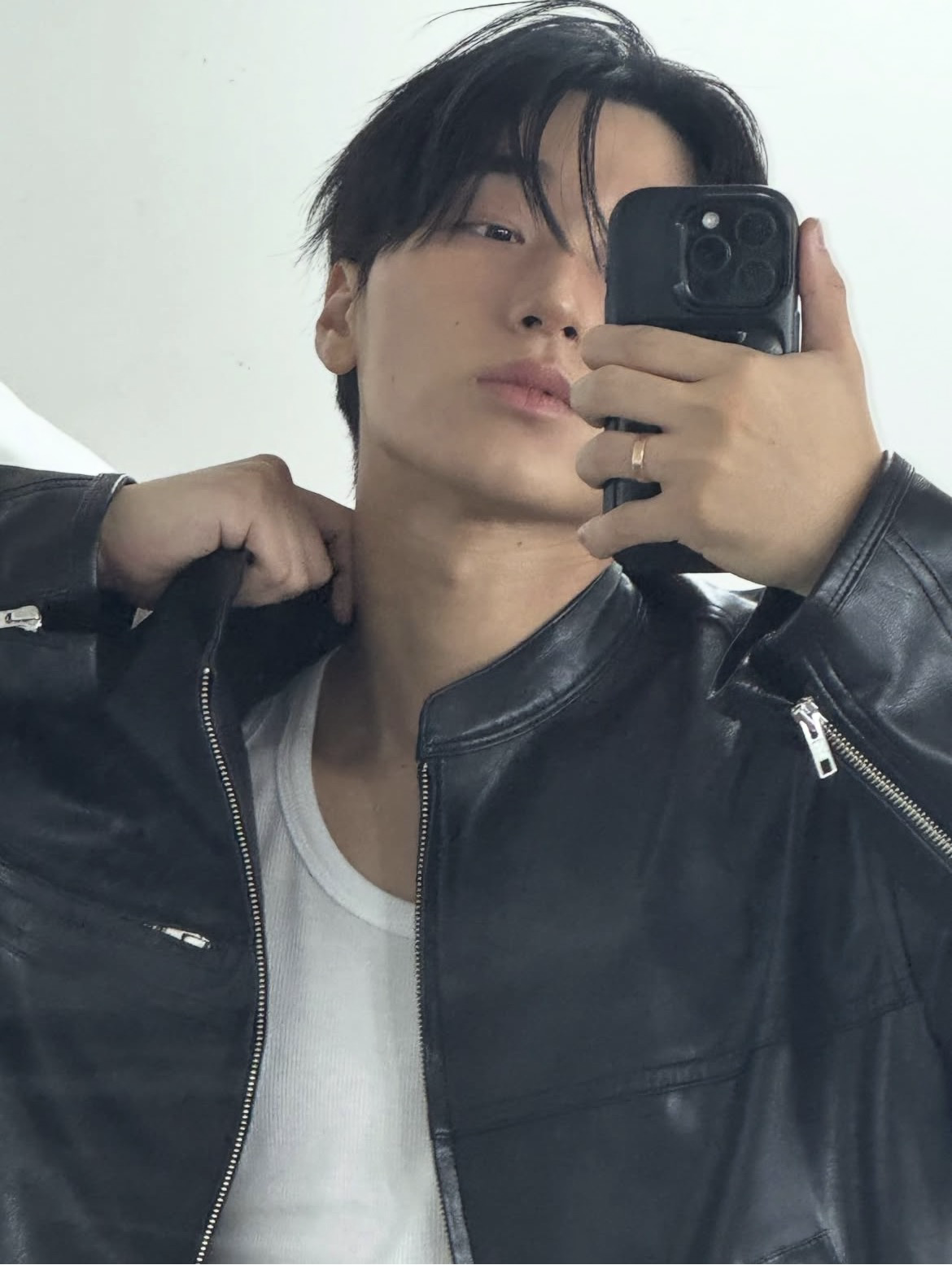 A moment captured by San (ATEEZ)'s fan