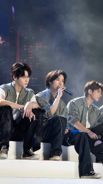 Foto terbaru TOMORROW X TOGETHER