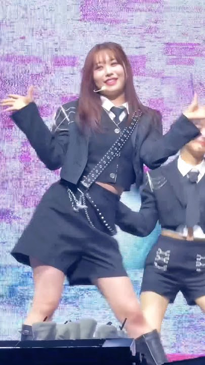 Behind-the-scenes cut of Kasahara Momona (ME:I)