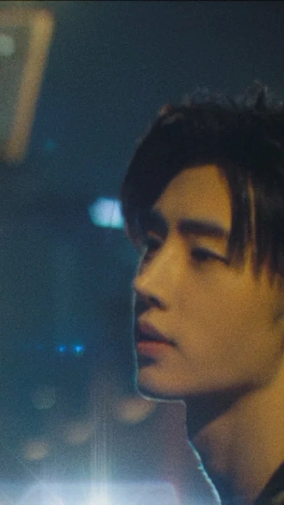 Latest photo of Sunghoon (ENHYPEN)