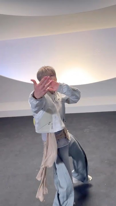 Fandom-recommended wallpaper image of Leejeong (WHIB)