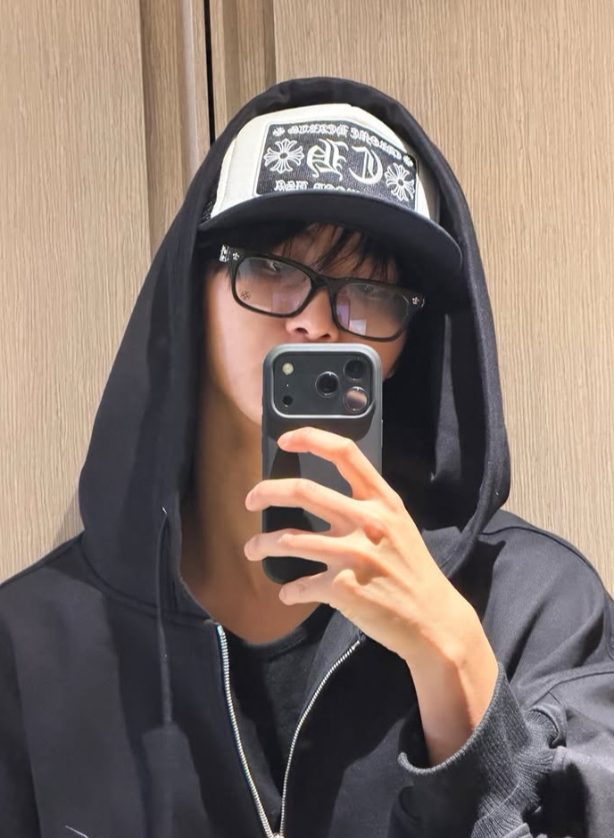 성화 (에이티즈) 최근 활동샷