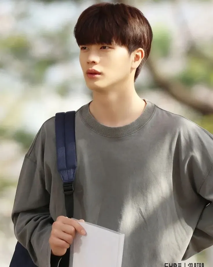 A moment captured by Yook Sungjae (BTOB)'s fan