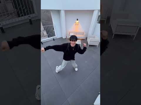 A moment captured by Lim Youngmin's fan