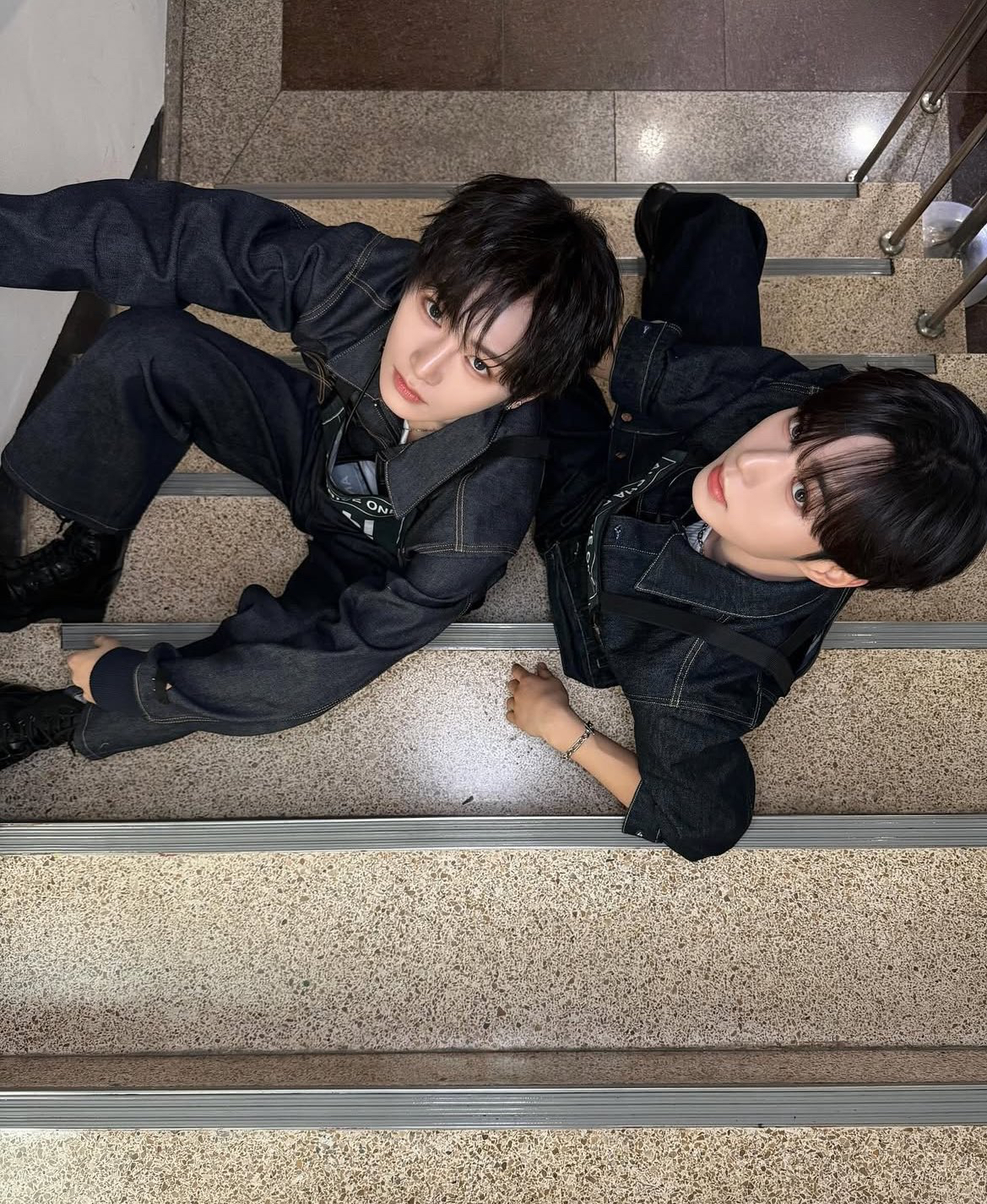 Behind-the-scenes cut of Kim Junseo (ALPHA DRIVE ONE)