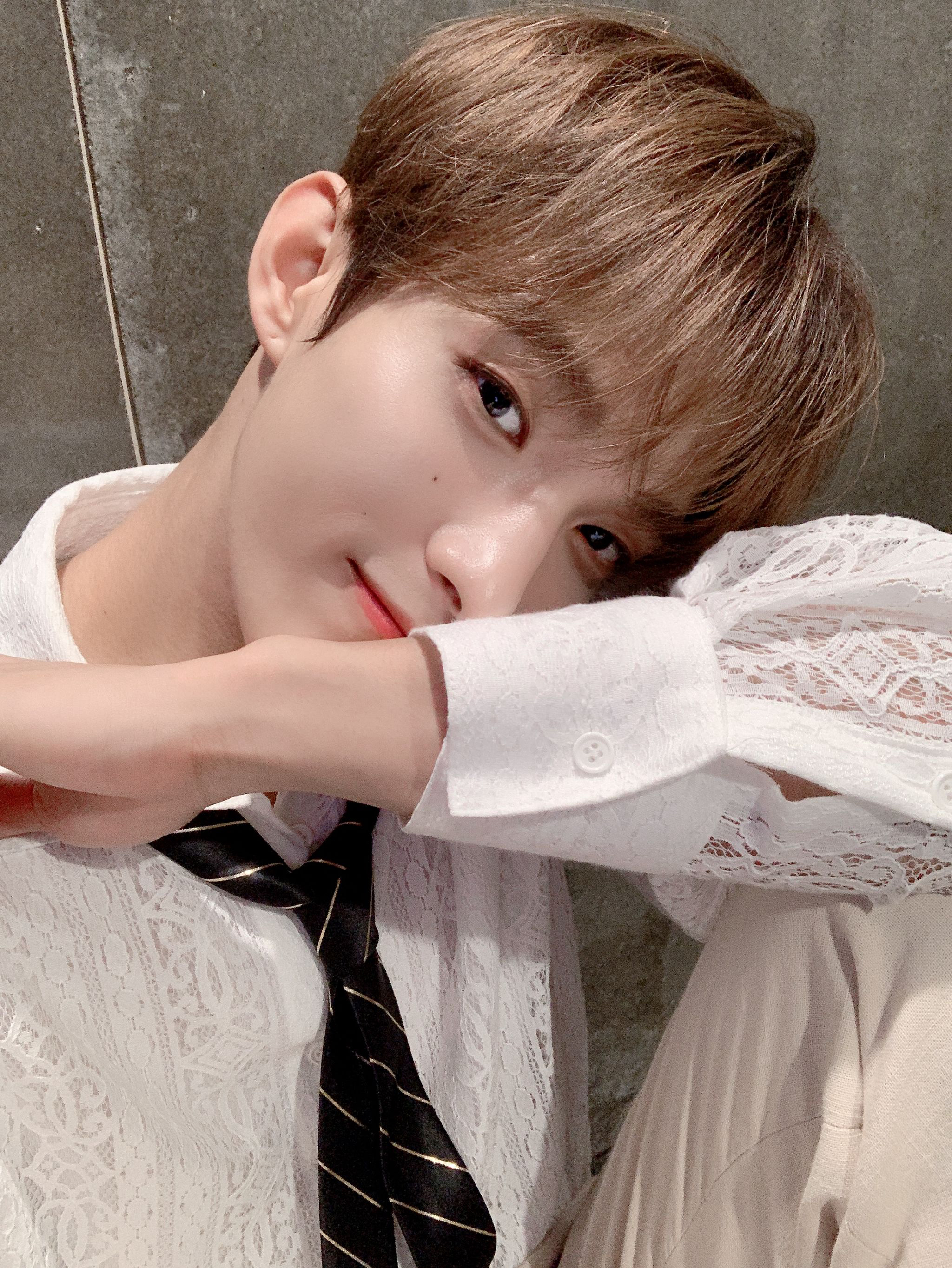 Foto terbaru DK (SEVENTEEN)