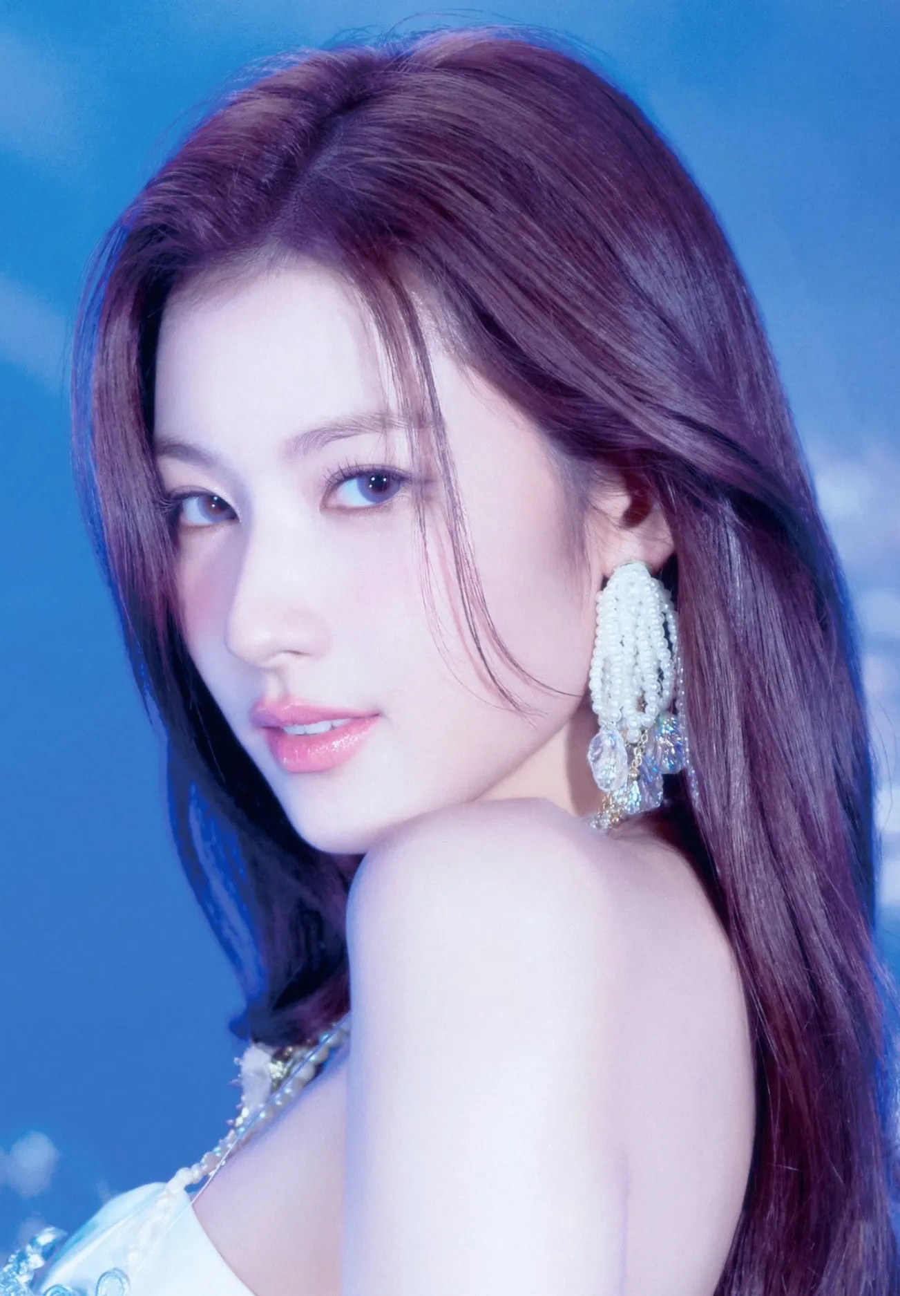 사나 (TWICE)의 최신 사진