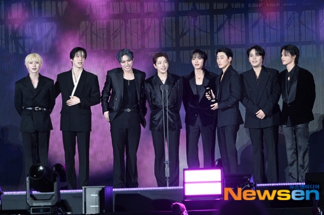 Foto aktivitas terbaru ATEEZ