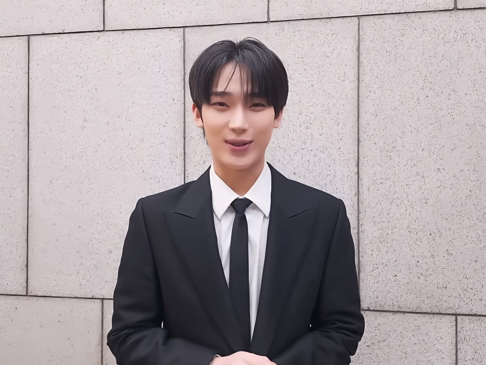 선우 (ENHYPEN)의 비하인드 컷