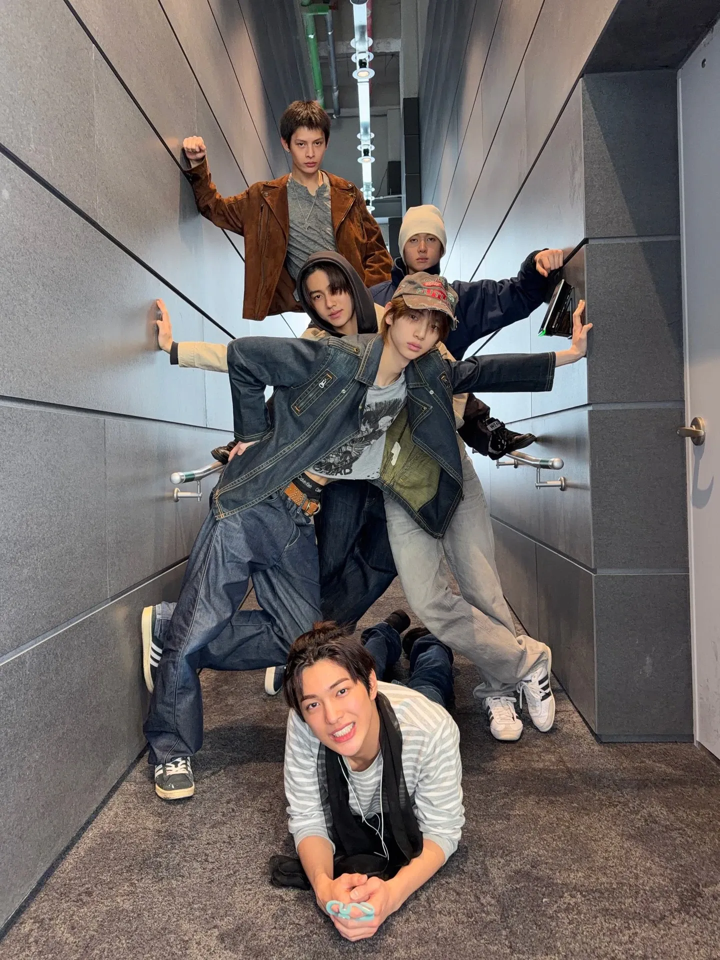 Behind-the-scenes cut of CORTIS