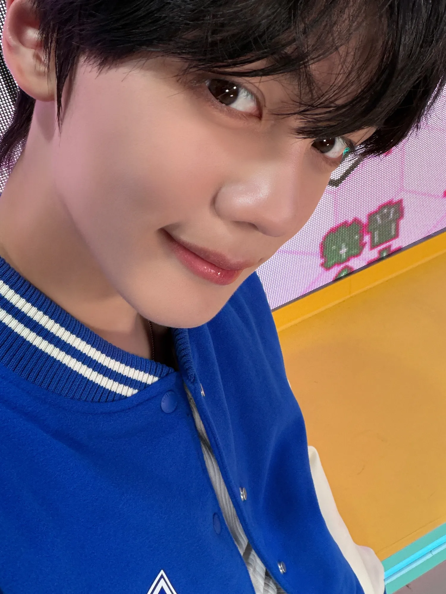 Potret di balik layar Kim Gyuvin (AND2BLE)