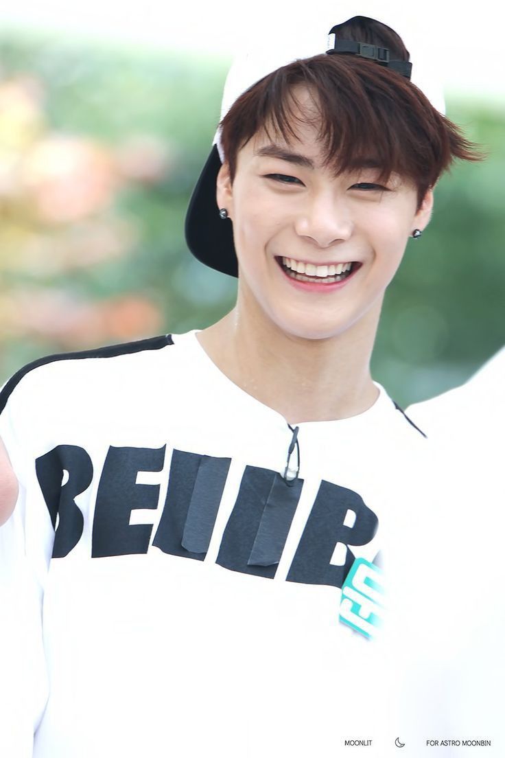Behind-the-scenes cut of Moonbin (ASTRO)