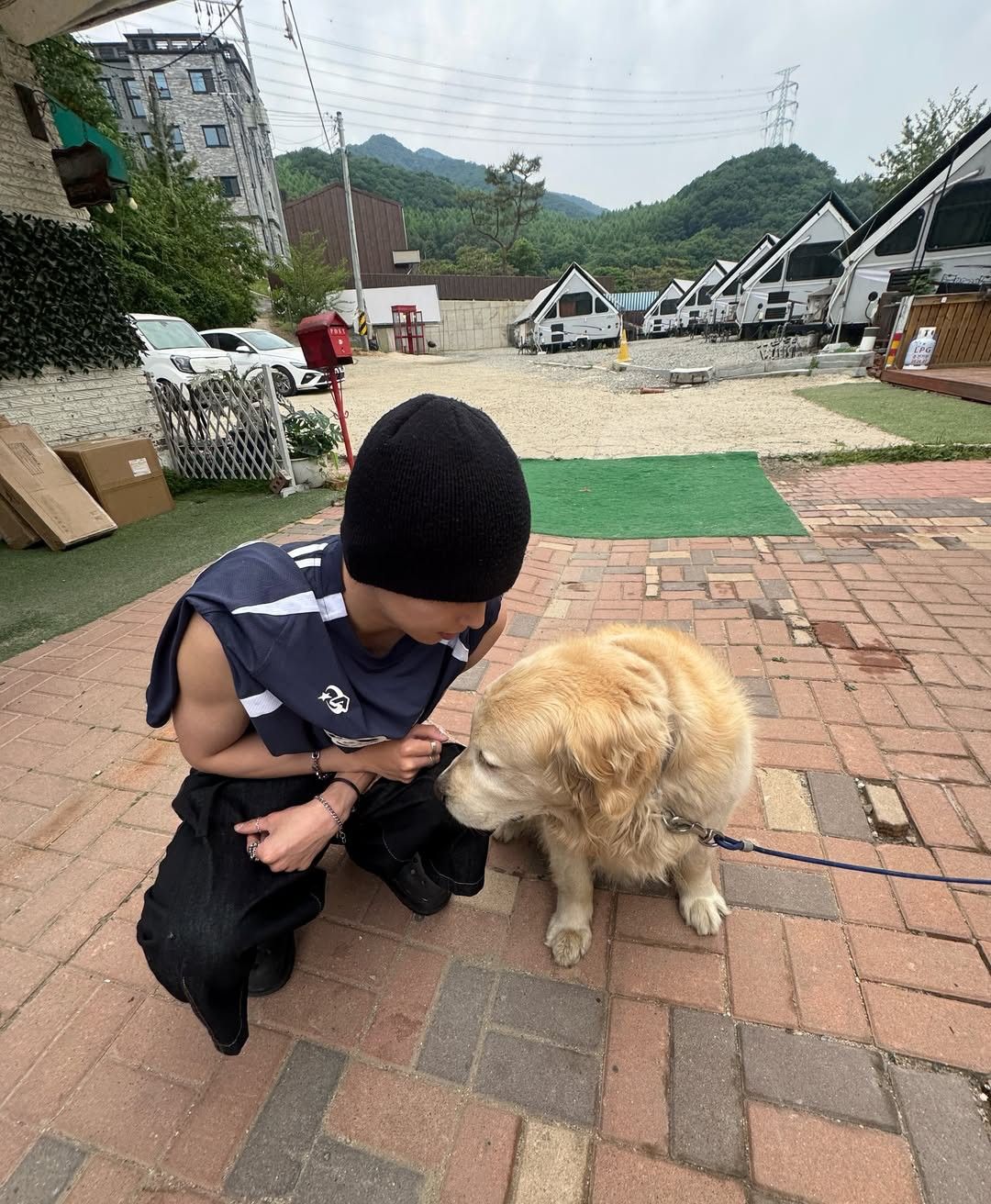 A moment captured by UP10TION's fan