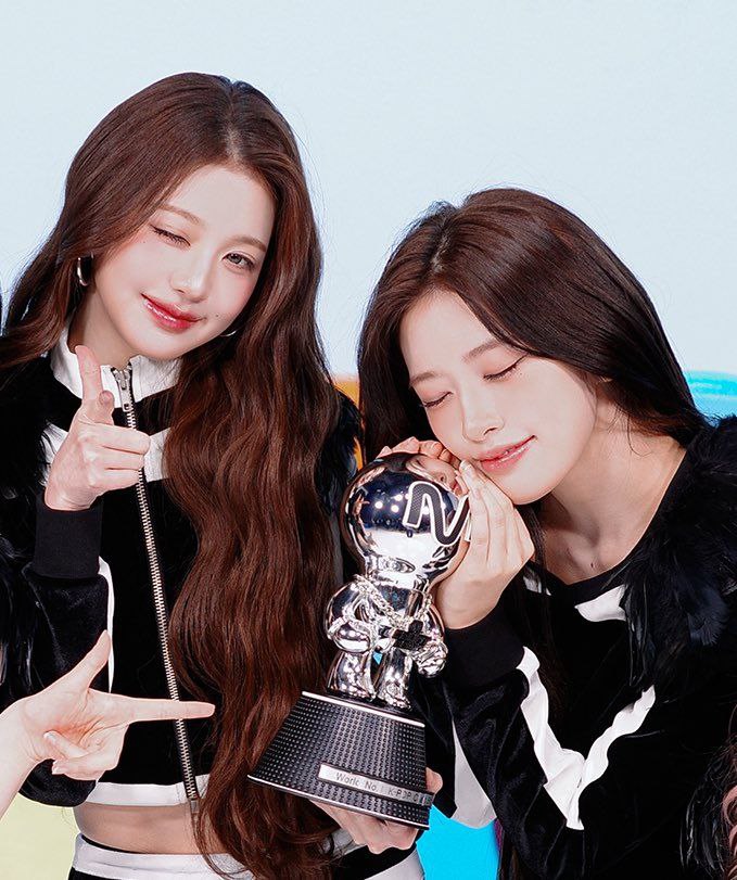 アン・ユジン (IVE)の最近の活動写真