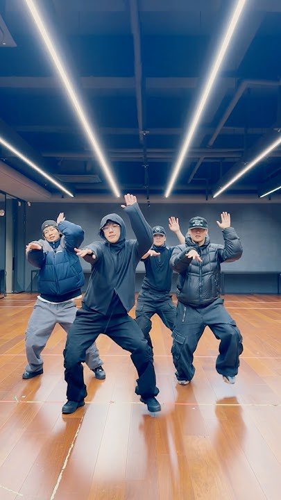 Foto aktivitas terbaru Wonho