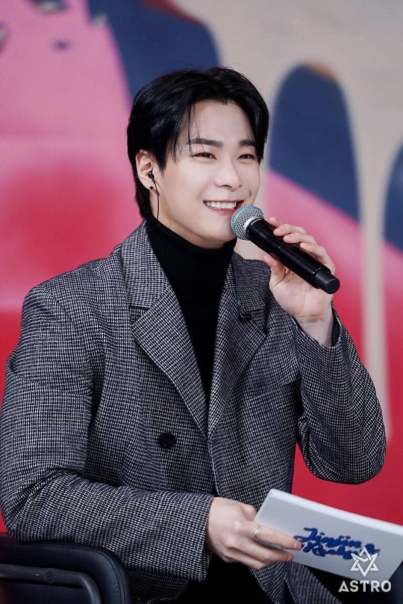 Behind-the-scenes cut of Moonbin (ASTRO)