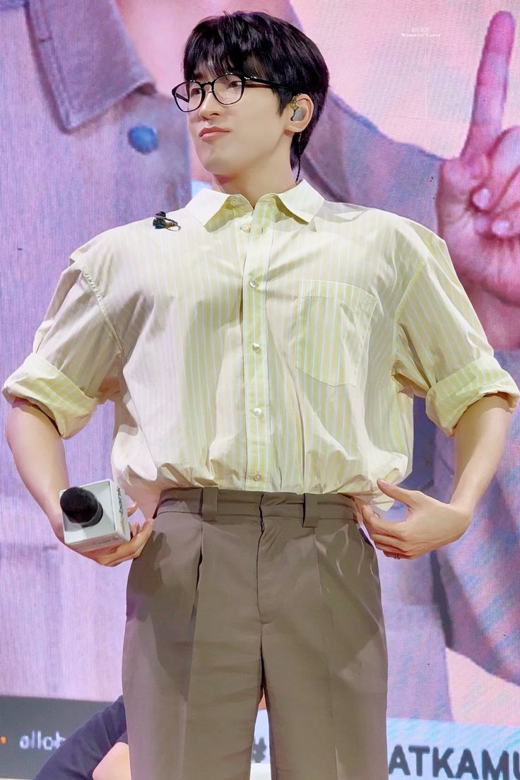 원우 (세븐틴) 최근 활동샷