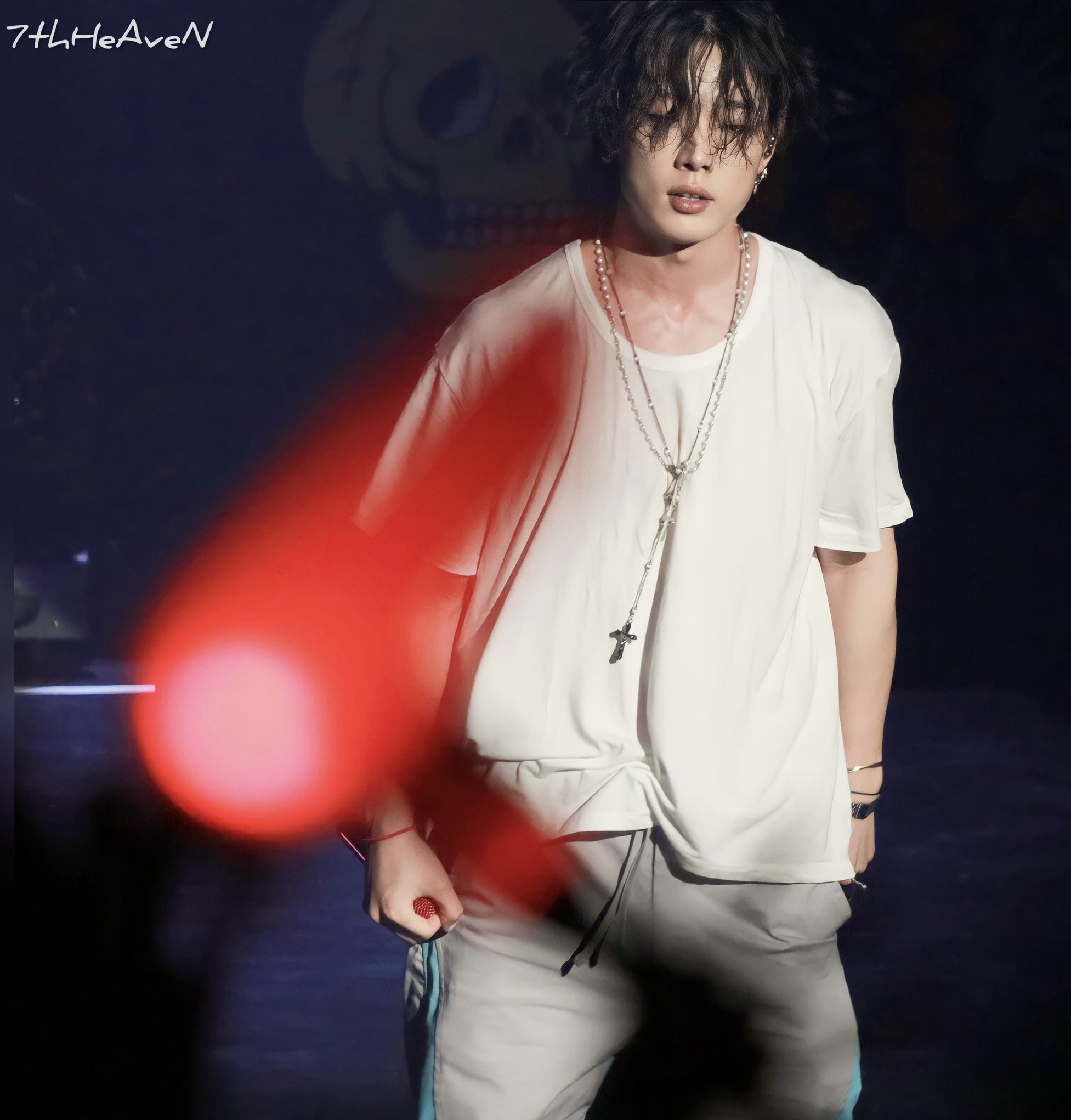 Behind-the-scenes cut of BOBBY (iKON)