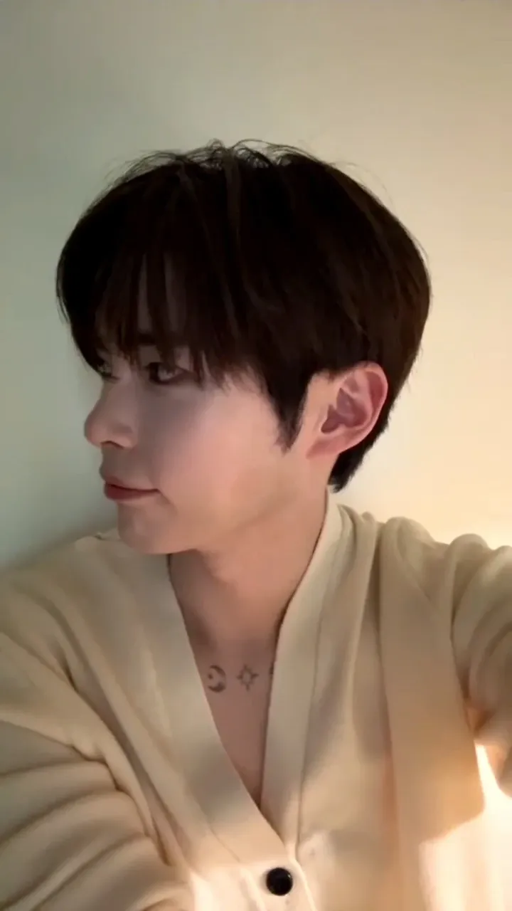 The most beloved wallpaper among Sung Hanbin (ZEROBASEONE)'s fans