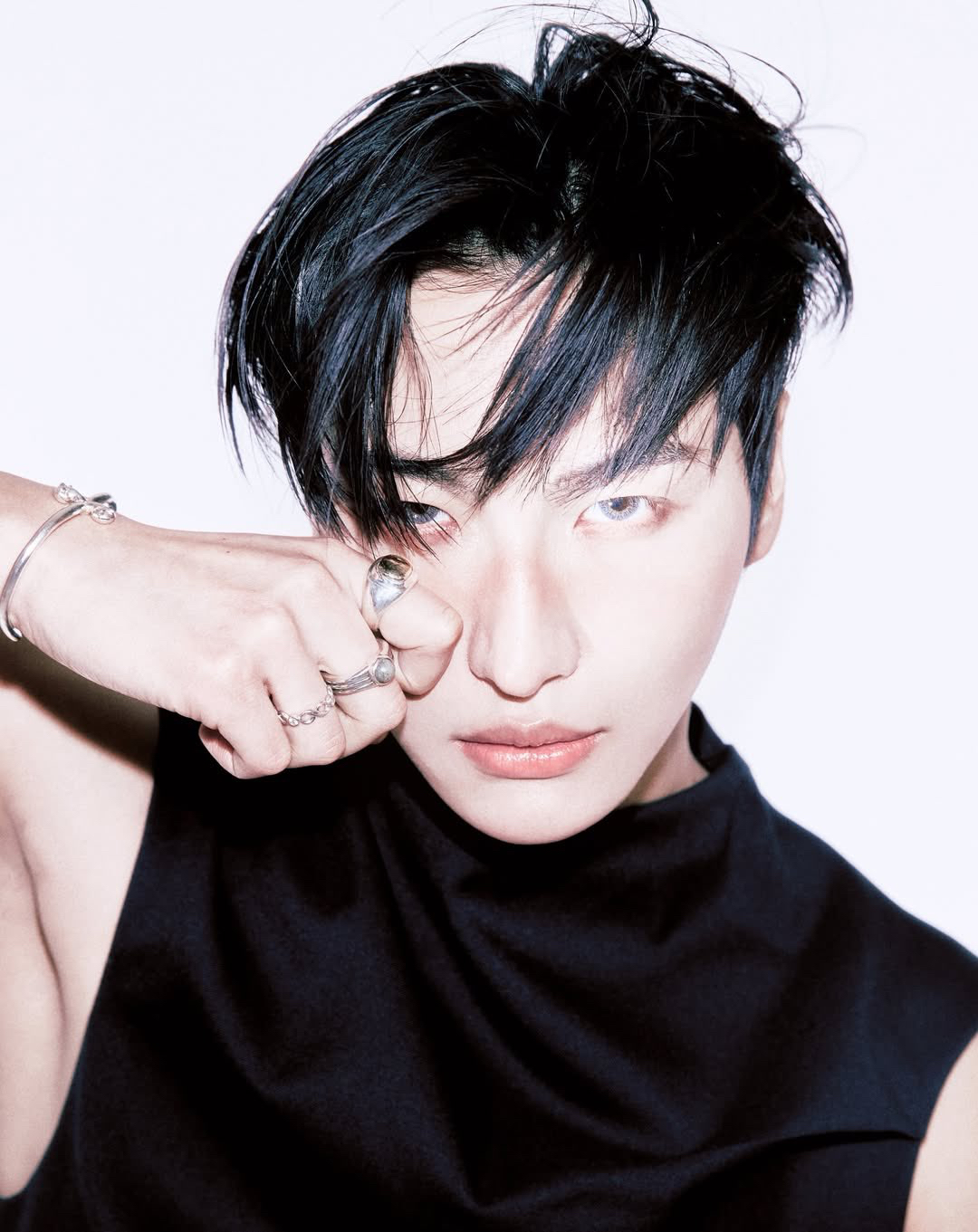 Latest photo of Seonghwa (ATEEZ)