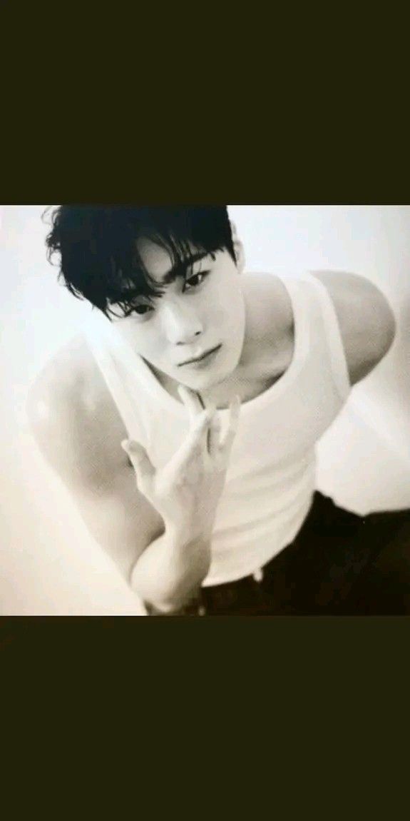 A moment captured by Moonbin (ASTRO)'s fan