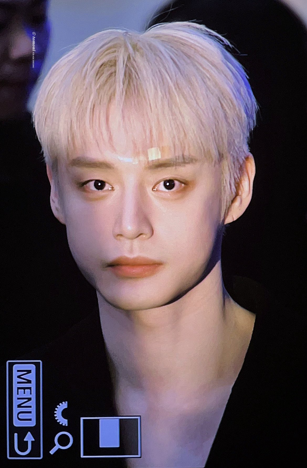 Behind-the-scenes cut of Kim Jiwoong (ZEROBASEONE)